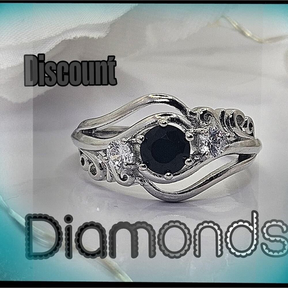 Black Round Onyx Cocktail Ring with Clear White Zircon on 925 Sterling Silver - Picture 7 of 8